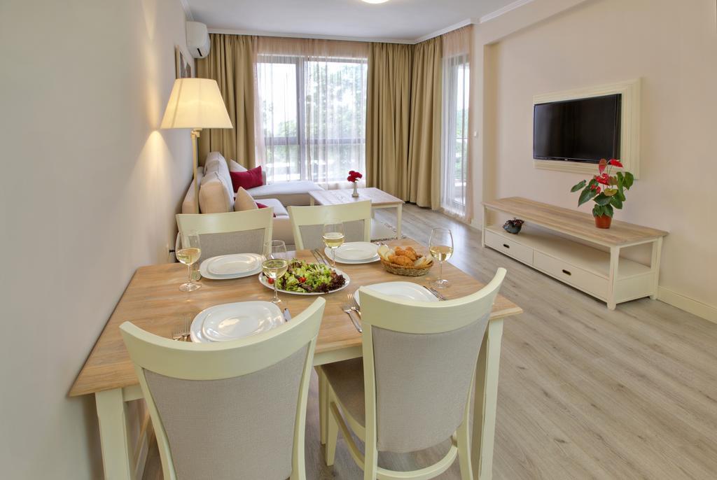 Private Apartments In White Rock Castle バルチク 部屋 写真