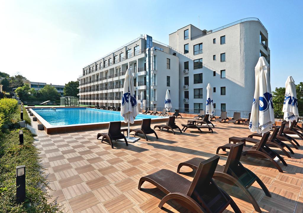 Private Apartments In White Rock Castle バルチク エクステリア 写真
